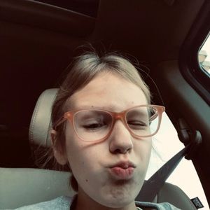 Meet your Posher, Emery